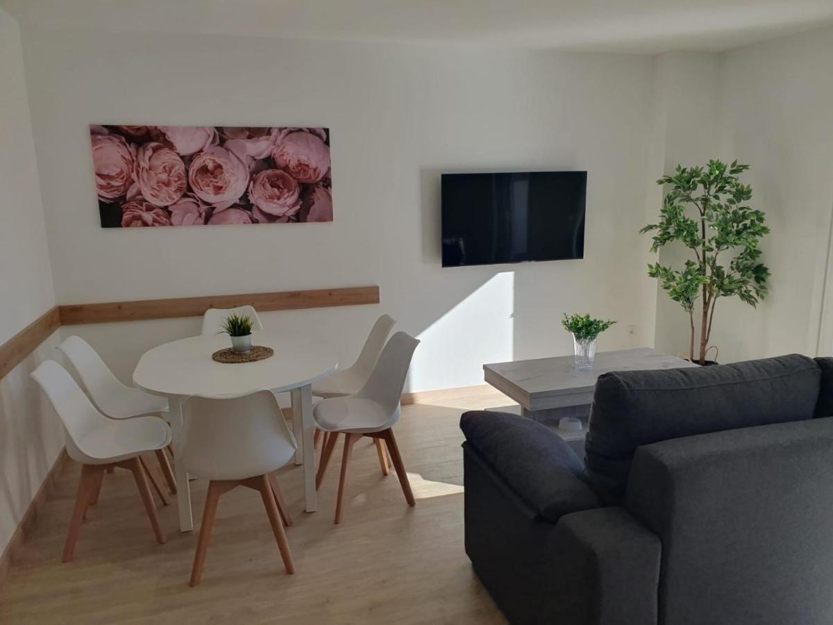 Apartamentos O Grove Centro Εξωτερικό φωτογραφία